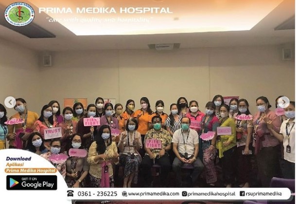 Prima Medika Hospital bekerjasama dengan Bali Pink Ribbon Foundation mengadakan edukasi kesehatan tentang kanker payudara